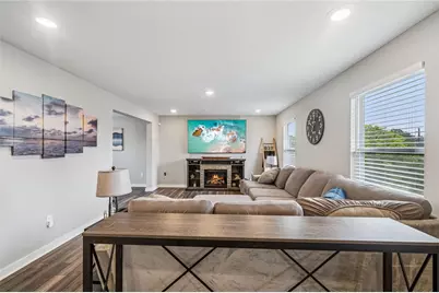 222 Victoria Dr, Pittsburgh, PA 15239 - Photo 14