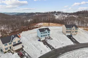 222 Victoria Dr, Pittsburgh, PA 15239 - Photo 4