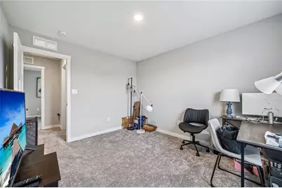 222 Victoria Dr, Pittsburgh, PA 15239 - Photo 38