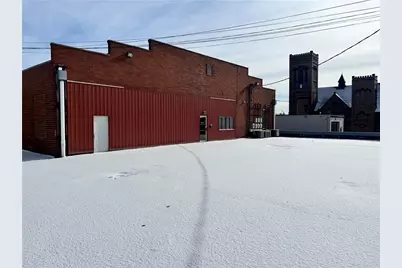 227 N Jefferson St, New Castle, PA 16101 - Photo 4