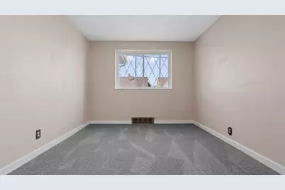 2119 McMinn Street, Aliquippa, PA 15001 - Photo 10