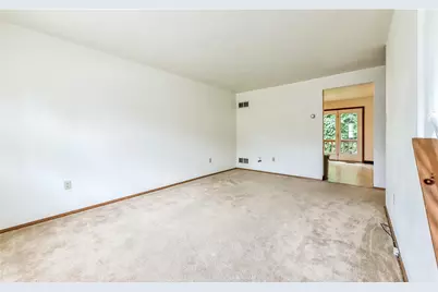 515 Barclay Ave, Pittsburgh, PA 15221 - Photo 4