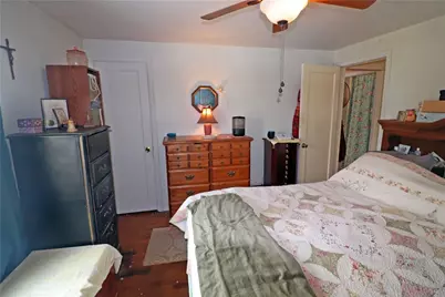 437 Cedar St, Jeannette, PA 15644 - Photo 10