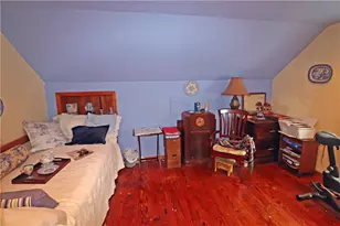 437 Cedar St, Jeannette, PA 15644 - Photo 12