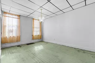 256 E Meyers St, Pittsburgh, PA 15210 - Photo 26