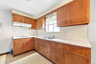 206 S Thompson Ln, Hempfield Township, PA 15642 - Photo 14