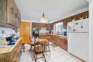 10451 Primrose Dr, North Huntingdon, PA 15642 - Photo 14