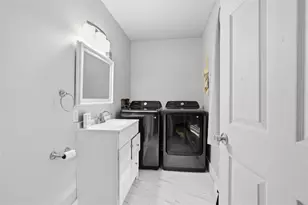 624 Line Ave, Ellwood City, PA 16117 - Photo 12