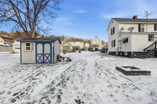 624 Line Ave, Ellwood City, PA 16117 - Photo 24