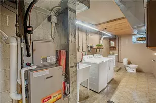 4642 Mt Troy Rd Ext, Pittsburgh, PA 15214 - Photo 30