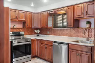 4642 Mt Troy Rd Ext, Pittsburgh, PA 15214 - Photo 6