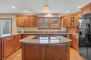 1012 Franklin Ct, Jefferson Hills, PA 15025 - Photo 14