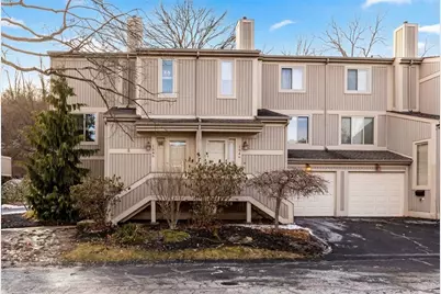 1548 Pineview Drive, Pittsburgh, PA 15241 - Photo 2