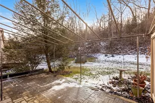 1548 Pineview Dr, Pittsburgh, PA 15241 - Photo 4