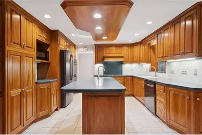 710 Florida Avenue, Jeannette, PA 15644 - Photo 6