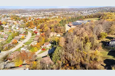 710 Florida Avenue, Jeannette, PA 15644 - Photo 40