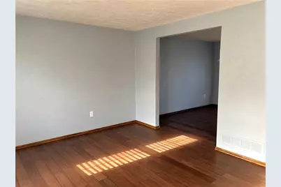 1677 Hathaway Lane, Pittsburgh, PA 15241 - Photo 4