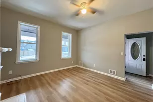 325 8th Ave, New Brighton, PA 15066 - Photo 6