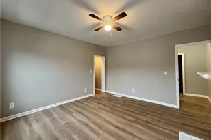 325 8th Ave, New Brighton, PA 15066 - Photo 16