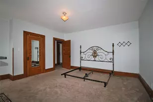 1425 Brownsville Rd, Pittsburgh, PA 15210 - Photo 30