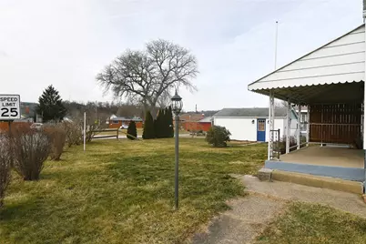 2720 C St, Liberty Boro, PA 15133 - Photo 26