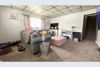 1212 Finch St, New Castle, PA 16101 - Photo 2