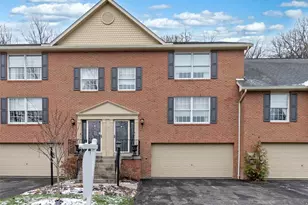707 Cherry Blossom Ct, Murrysville, PA 15626 - Photo 2