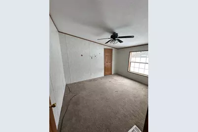 143 W Beechwood Rd, Bessemer, PA 16112 - Photo 6