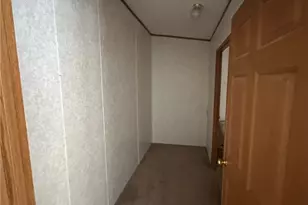 143 W Beechwood Rd, Bessemer, PA 16112 - Photo 12