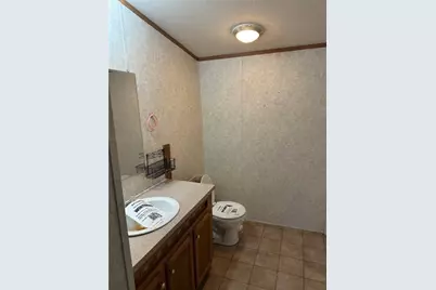 143 W Beechwood Rd, Bessemer, PA 16112 - Photo 8