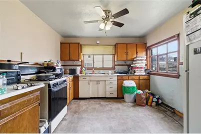 1301-1301.5 Penn Avenue, Jeannette, PA 15644 - Photo 14