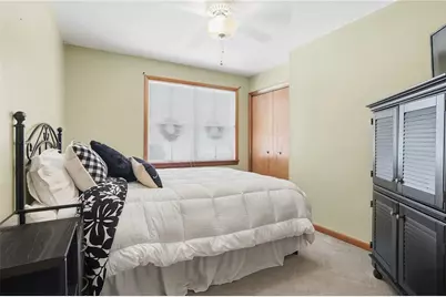 202 Holyoke Rd, Center Township, PA 16001 - Photo 26