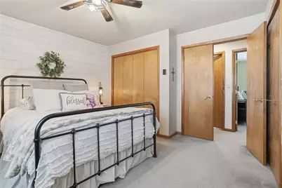 202 Holyoke Rd, Center Township, PA 16001 - Photo 30