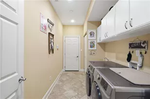 807 Cambridge Dr, Collier Township, PA 15142 - Photo 22