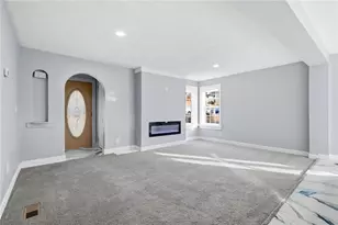 6710 Buchanan Ave, West Mifflin, PA 15122 - Photo 4