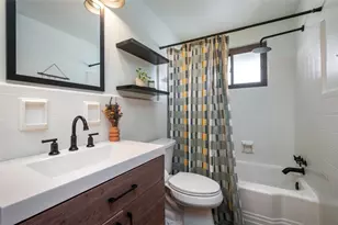 1902 Worcester, Scott Township, PA 15243 - Photo 20