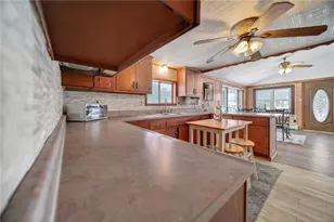 24689 Westview Dr, Canadohta Lake, PA 16438 - Photo 10
