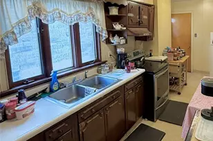 544 Pearl St, Brownsville, PA 15417 - Photo 10