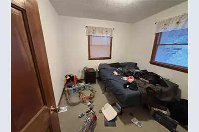 244 Spring Run Rd, Moon/Crescent Twp, PA 15046 - Photo 10