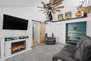 545 Chaparral Dr, Cranberry Township, PA 16066 - Photo 18