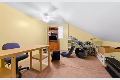 65 Courtney St, Pittsburgh, PA 15202 - Photo 16