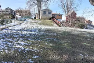 6356 Crestview Dr, South Park, PA 15129 - Photo 24