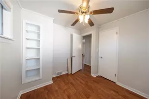 6356 Crestview Dr, South Park, PA 15129 - Photo 16