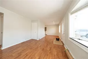 6356 Crestview Dr, South Park, PA 15129 - Photo 26