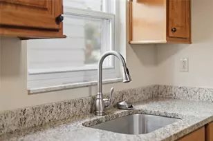 155 Clairmont Ave, Pittsburgh, PA 15229 - Photo 10