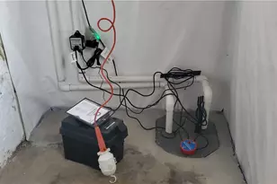 344 W 13th Ave, Homestead, PA 15120 - Photo 32