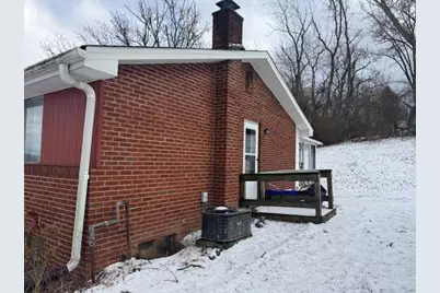 2151 The Cir, Canton Township, PA 15301 - Photo 2