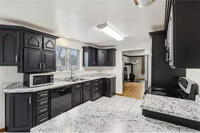 300 Sherrie Drive, Pittsburgh, PA 15239 - Photo 8