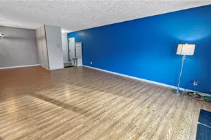 314 Forest Green Dr, Moon/Crescent Twp, PA 15108 - Photo 8