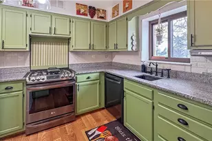 314 Forest Green Dr, Moon/Crescent Twp, PA 15108 - Photo 18